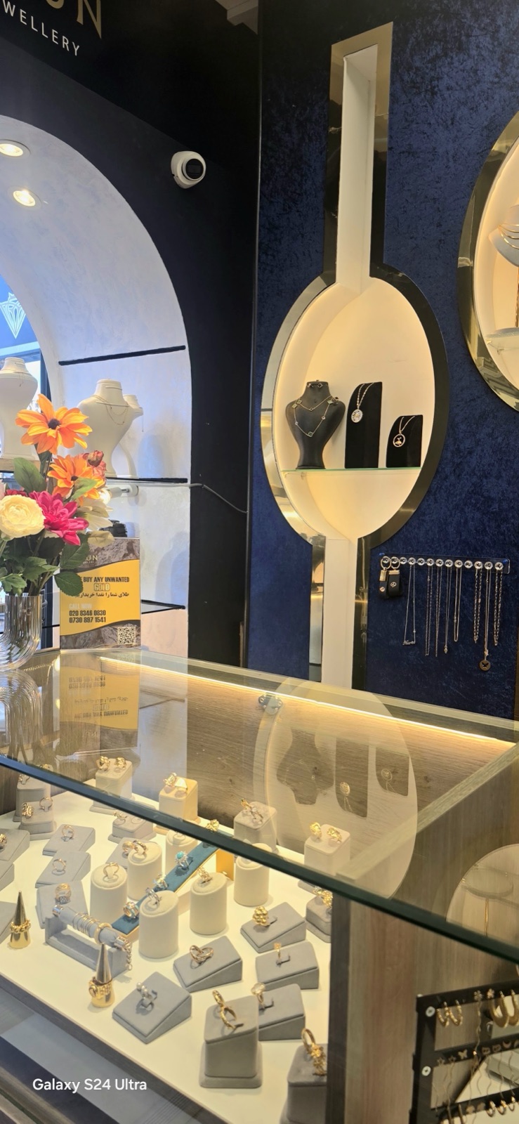 MUUN JEWELLERY in Finchley London