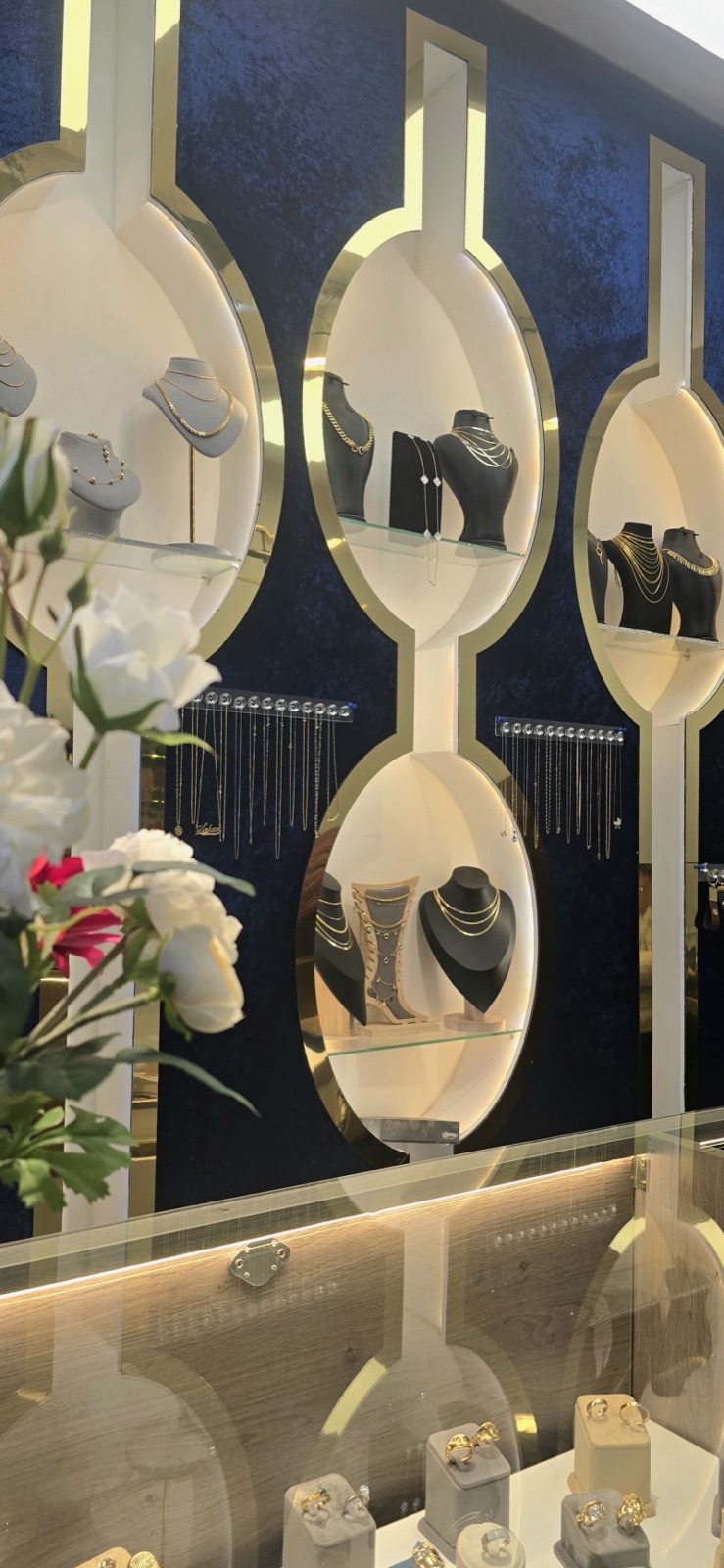MUUN JEWELLERY in Finchley London